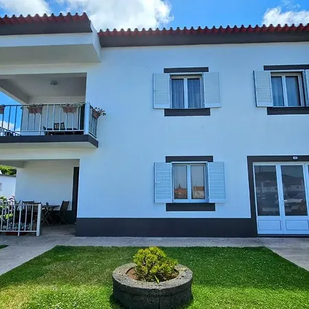 Moniz House Apartment