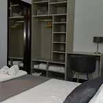 Moniz House *