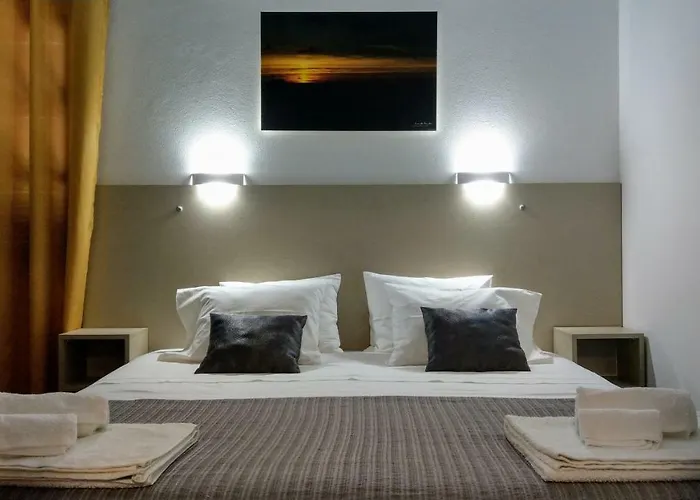 Moniz House Santa Cruz da Graciosa